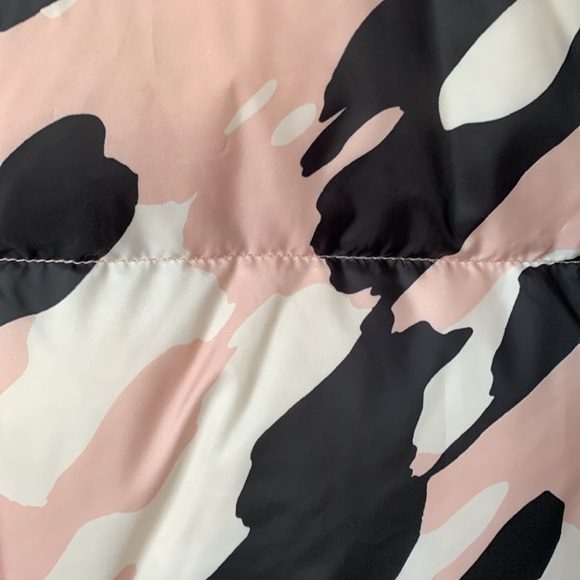 ♥️🔥♥️ MOOSE KNUCKLE BAISLEY PUFFER ROSE SMOKE CAMO size M♥️🔥♥️ - Picture 14 of 14